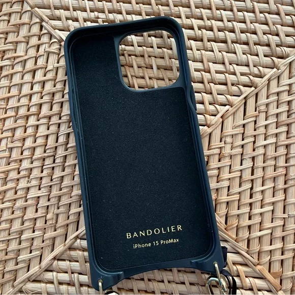 NWT Bandolier Emma Crossbody Black Phone Case IPhone 15 Pro Max Leather MagSafe - Picture 3 of 12